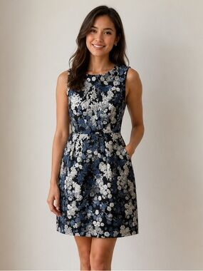H&M Floral Brocade Sheath Mini Dress Sz 8 Blue White Sleeveless Crewneck Lined